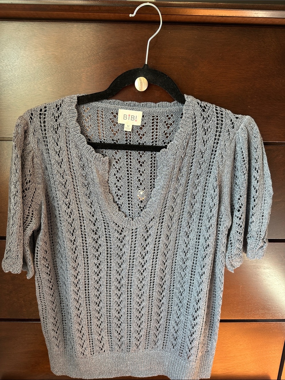 BiBi Gray Knit Short Sleeve V-Neck Top